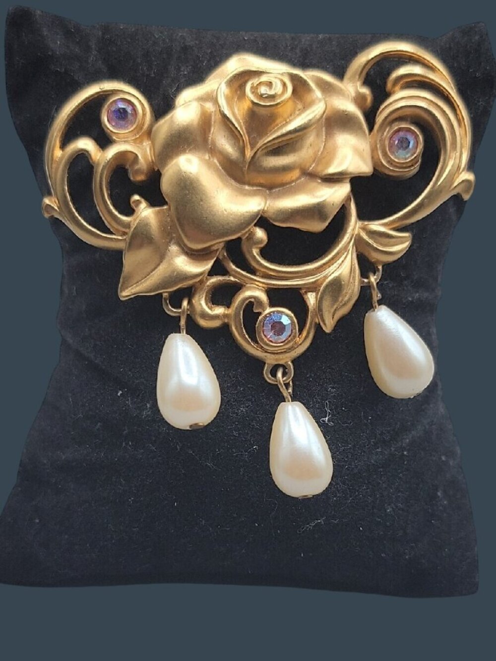 VTG Avon Rose Brooch Gold Tone Pink Aurora Borealis Rhinestones Faux Pearl Rare - Picture 5 of 10